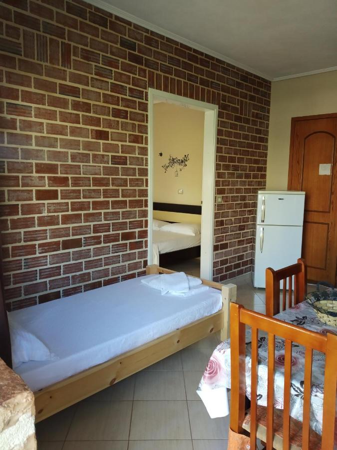Altin Skrapari Guesthouse Ksamil Dış mekan fotoğraf