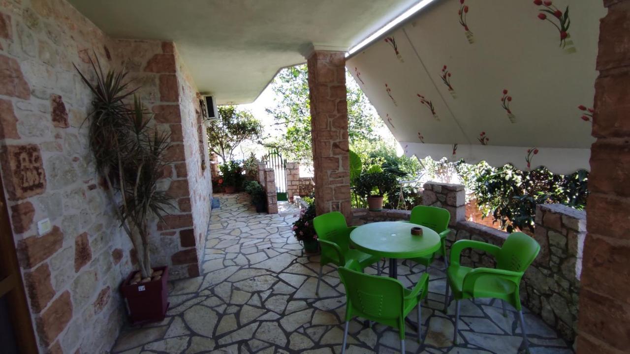 Altin Skrapari Guesthouse Ksamil Dış mekan fotoğraf