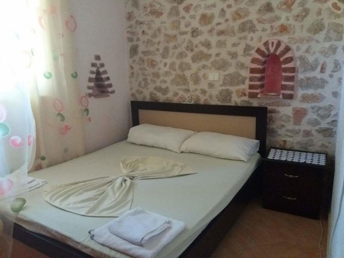 Altin Skrapari Guesthouse Ksamil Dış mekan fotoğraf